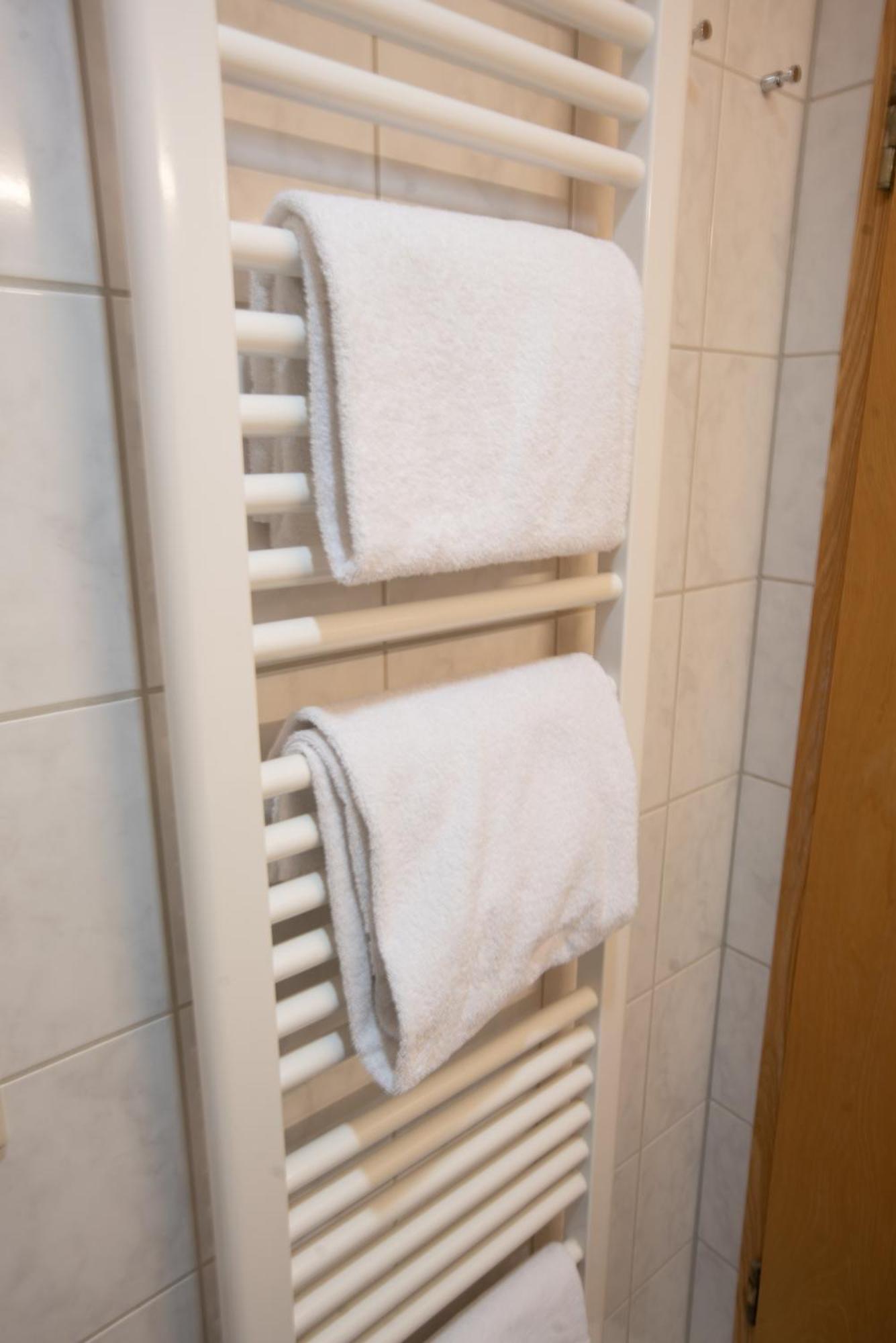קירכהם Appartement Hotel Finkenhof מראה חיצוני תמונה
